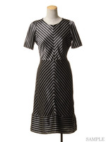 ジオメトリックストライプワンピース