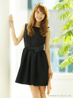 リボン巻きフィット＆フレアワンピース