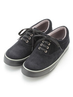 レースアップシューズ