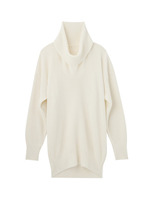 切り替えオフタートルニット