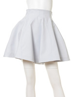 ボリュームフレアスカート