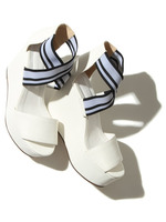 ゴムストラップウェッジサンダル