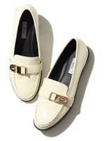 型押しローファー