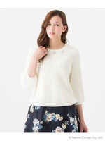 【WEB限定】袖ボリューム首元ビジューニットプルオーバー