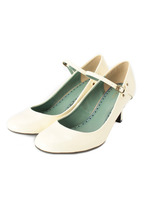 2WAYストラップパンプス