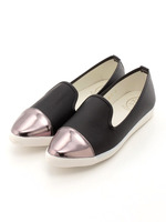 メタリック切り替えスニーカー