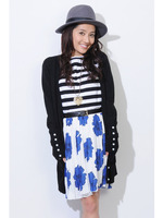 配色ボタンロングカーデ