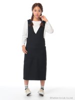 ・Vネックタイトジャンパーミディアムスカート/Ivory