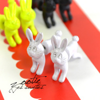 ぴょんたろうピアス