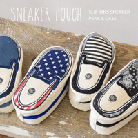 スリッポンスニーカーペンケース