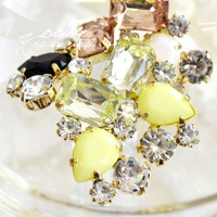 クリアビジューピアス