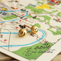 にこちゃんピアス