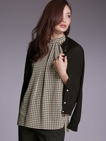 幾何柄ノースリーブブラウス/ベージュ