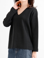 スリット入りVネックニット/キャメル