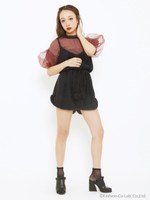 ポンポフェザーショートロンパース/ブラック