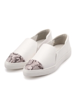 【VERY4月号掲載】ポインテッドトゥスリッポン/ホワイト(501)