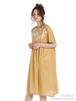 いちりん花立体レース刺繍ワンピース/オフホワイト