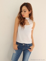 ノースリラグランレーストップス/WHT