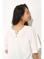 【AZUL by moussy】2WAYレースアップフリルSLV プルオーバー/O/WHT