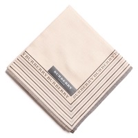 【新品】 英字　ハンカチ  バーバリー 72641 BURBERRY ベージュ メンズ