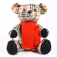 バーバリー テディベア ベージュ系 レッドカラーのスカーフがワンポイントに 25641