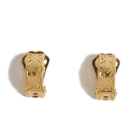 バーバリーロンドン  ゴールドイヤリング 37585 ゴールド系 光沢が美しいゴールドイヤリング プレゼントなどに 