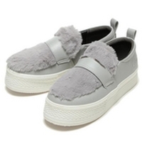 【50%OFF】フェイクファーつきローファー