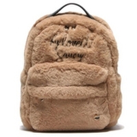 【50%OFF】ロゴ入りフェイクファーリュック