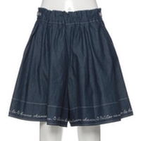 【30%OFF】サイドベルトつき裾ロゴ刺しゅう入りキュロット