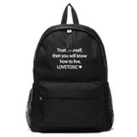 ロゴテープリュック