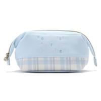 ロゴ刺しゅう入りペンポーチ