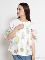 〈BOUQUET〉シルケット天竺×ボタニカルフラワープリントカットソー/生成