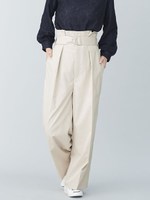 【WEB限定】ベルト付きセンタープレスパンツ/ベージュ