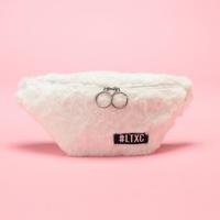 【34%OFF】フェイクファーボディバッグ