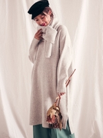 【雑誌掲載】シャギーストレッチマフラー付きVネックワンピース/ライトグレー