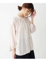 ノーカラーゴールドボタンブラウス/ライトベージュ(051)