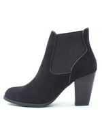 サイドゴアショートブーツ