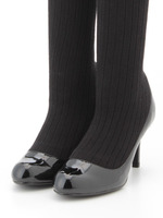 ソックス付きパンプス