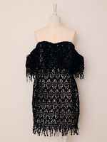 レーシィオフショルダードレス