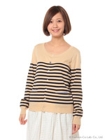 定番ニットカーディガン