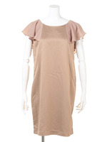 バックラッフルドレス