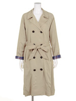 チェック裏地トレンチコート