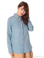 ビジュ付デニムシャツ/Lブルー