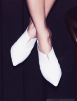 Lipスティックミュール/オフホワイト