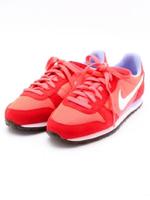 NIKE GENICCO/レッド(062)