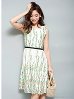 フラワー刺繍グラデーションワンピース/オフホワイト