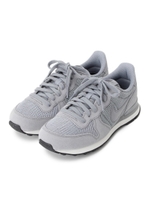 NIKE インターナショナリスト スニーカー/ブラック系(015)