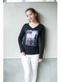 【AZUL by moussy】30/-TC天竺3DフォトVネックロンT/BLK