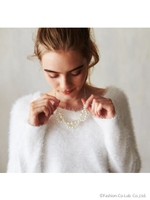 フェザーVニット/キャメル