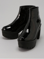 エナメルショートブーツ/ブラック